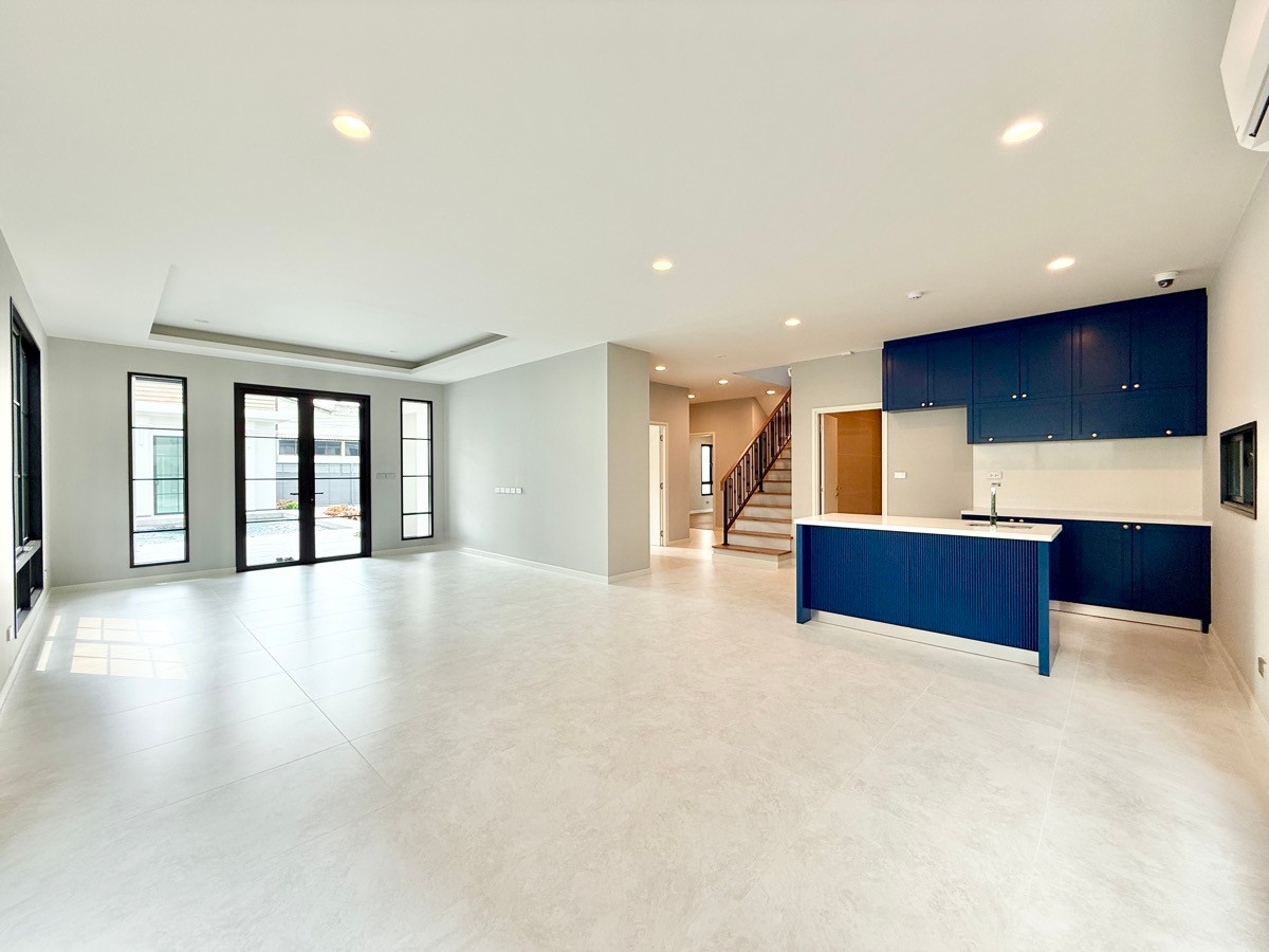 ขายบ้านสมุทรปราการ สำโรง : Else Bearing 32 บ้านเดี่ยว แปลงใหญ่ 170 ตร.วา  พร้อม Pool & Garden 📞 092-690-5445 โครงการ Private มีแค่ 4 หลัง ไม่มีค่าส่วนกลาง 