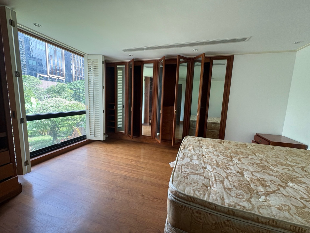 For SaleCondoWitthayu, Chidlom, Langsuan, Ploenchit : SOMKID GARDEN | 3 Bedroom Residence 334 SQM | Rare Unit in Chidlom