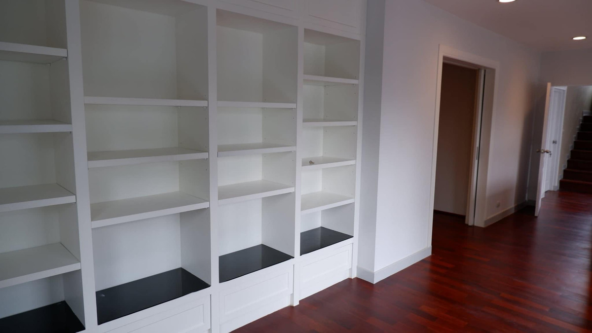 HousePattanakan, Srinakarin : P-2834 For rent/Urgent sale!  Luxury detached house Grand Bangkok Boulevard Rama 9 - Srinakarin, ready to move in.