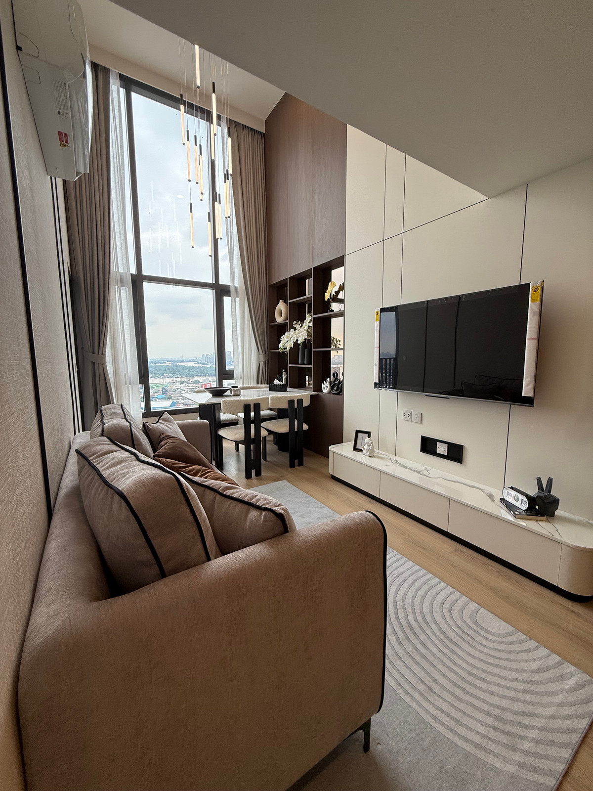 For RentCondoKhlongtoei, Kluaynamthai : 📢 Life Rama 4 - Asoke For Rent  Breathtaking 180° River & Bang Kachao Greenery Near MRT Queen Sirikit National Convention Center