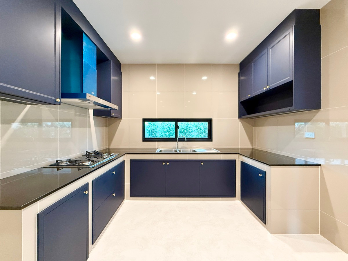 ขายบ้านสมุทรปราการ สำโรง : Else Bearing 32 บ้านเดี่ยว แปลงใหญ่ 170 ตร.วา  พร้อม Pool & Garden 📞 092-690-5445 โครงการ Private มีแค่ 4 หลัง ไม่มีค่าส่วนกลาง 