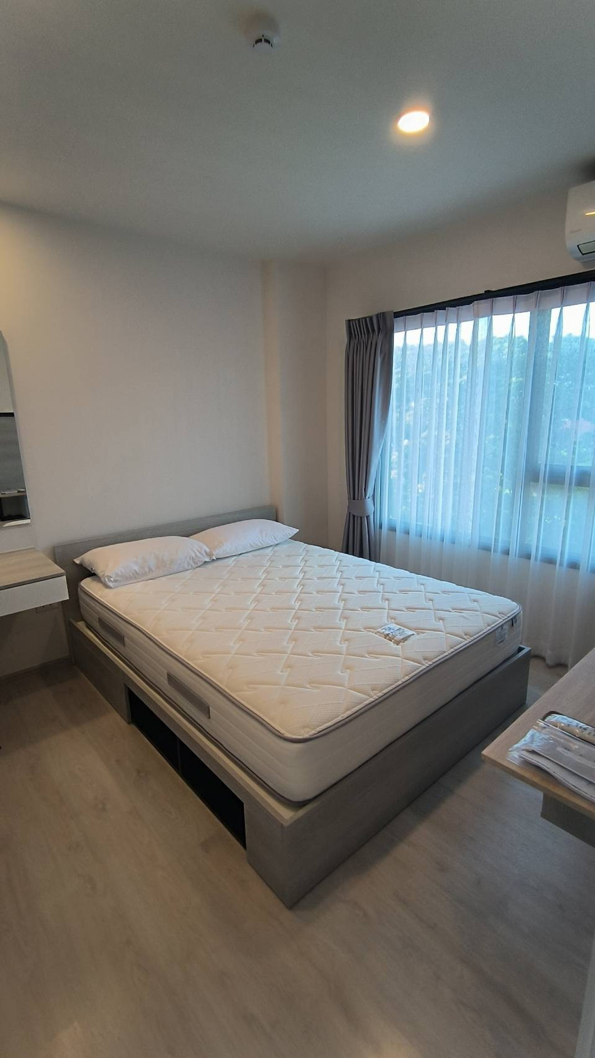 For RentCondoChiang Mai : 🏙️ For Rent – Escent Ville Chiang Mai 🏙️ Modern condo next to Central Festival Chiang Mai, great location with a pool view, and ready to move in!