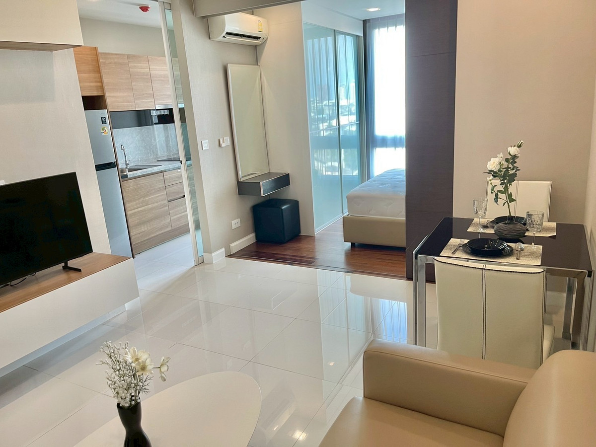 For RentCondoSamut Prakan,Samrong : 🌟 Condo for rent, good price, new room out of the box.