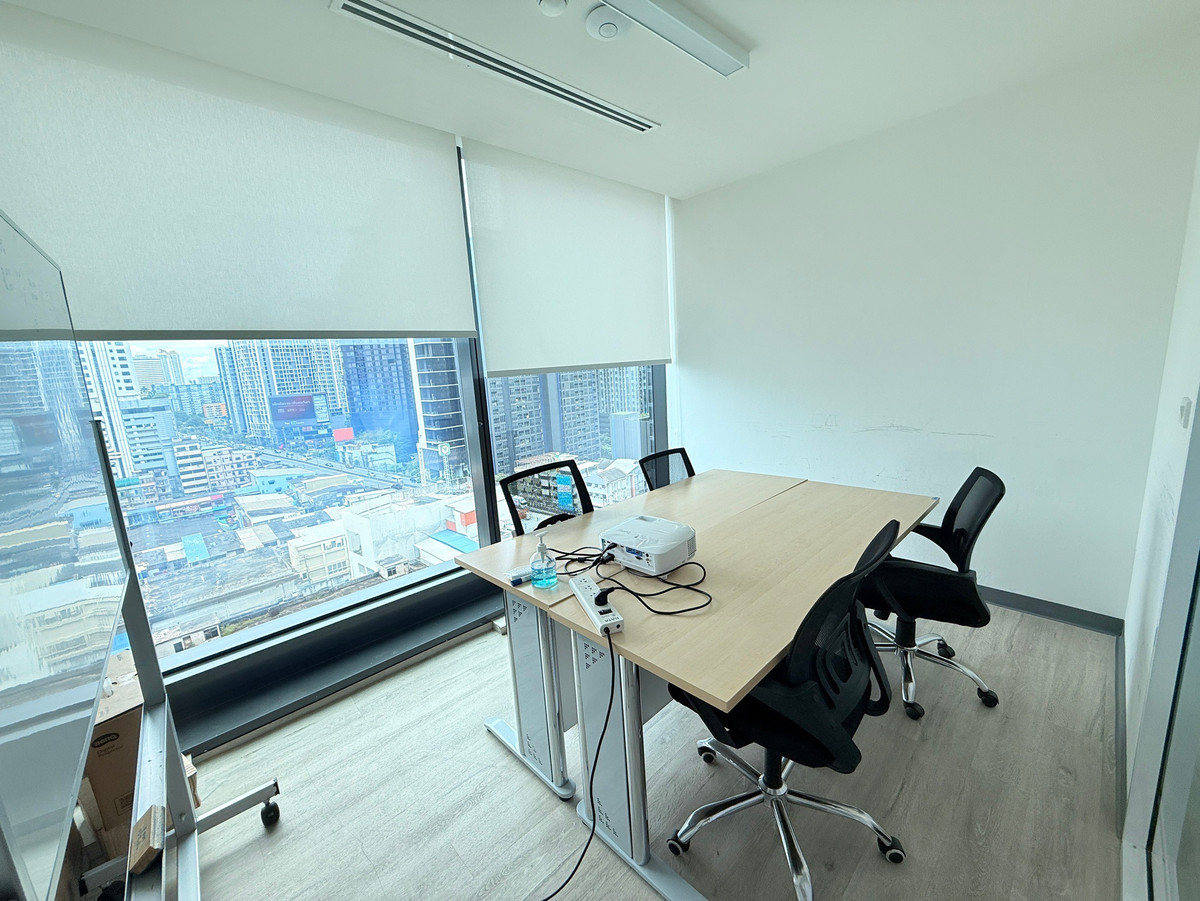 ให้เช่าสำนักงานพระราม 9 เพชรบุรีตัดใหม่ RCA : สกายไนน์ เซ็นเตอร์ อาคารสำนักงานเกรด A ใหม่ บนถนนอโศก-ดินแดงใกล้สี่แยก อสมท สำนักงานขนาด 325 ตร.ม