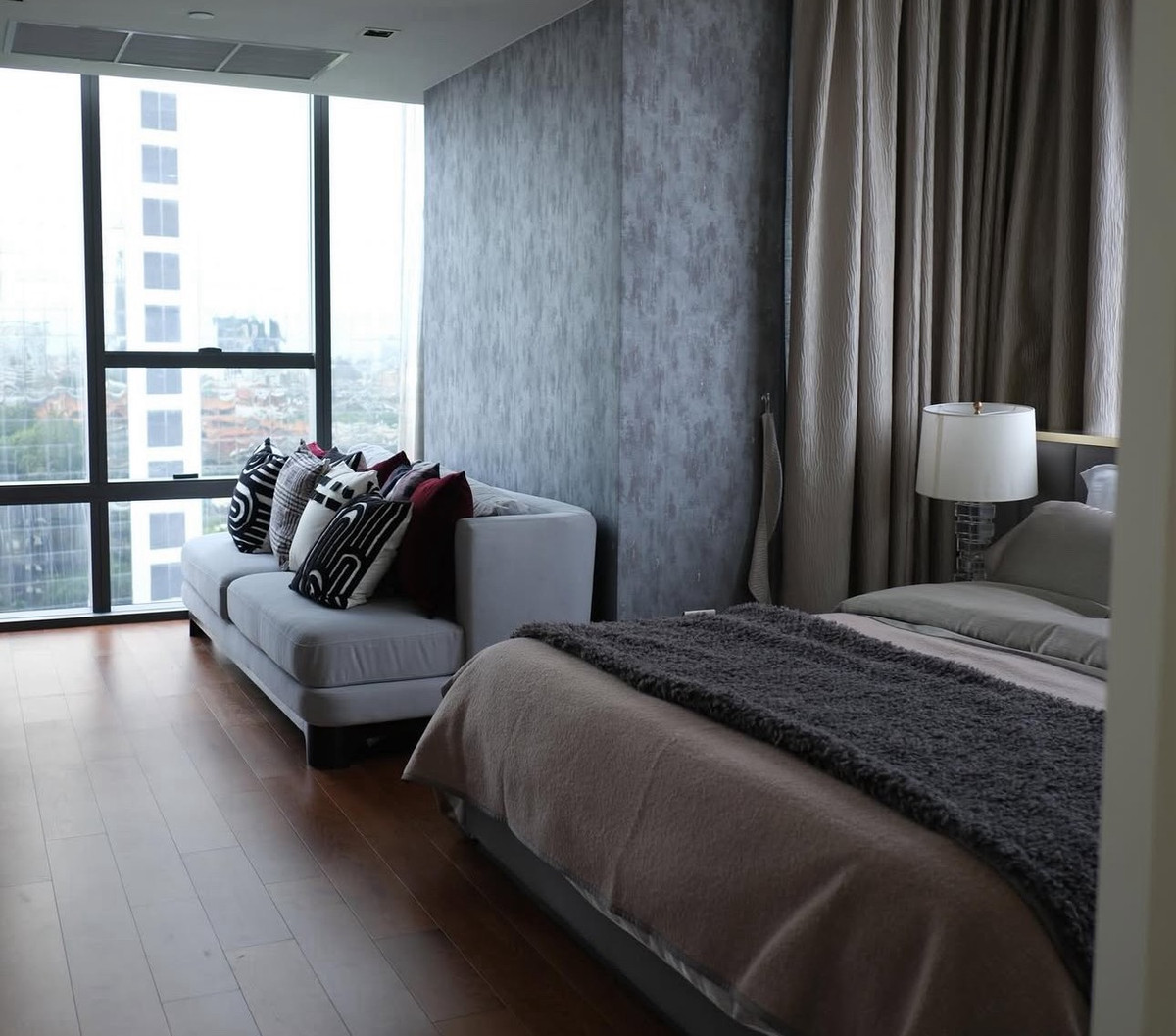 ขายคอนโดสาทร นราธิวาส : ขายด่วน 2 Bedrooms 116 ตารางเมตร THE BANGKOK SATHORN ติด BTS สุรศักดิ์ 💥 