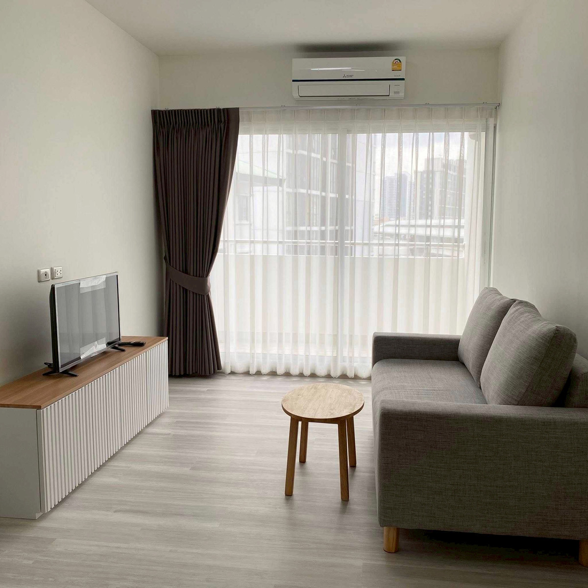 For RentCondoOnnut, Udomsuk : 📍 City Home Sukhumvit 🛋️ Corner unit, newly renovated 🏙️ Stunning view, just steps from BTS! 💫