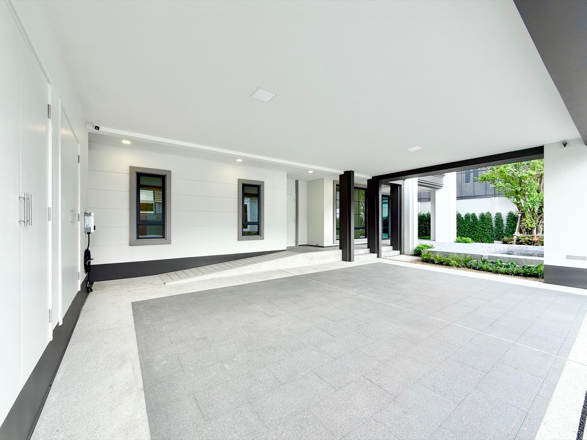 ขายบ้านสมุทรปราการ สำโรง : Else Bearing 32 บ้านเดี่ยว แปลงใหญ่ 170 ตร.วา  พร้อม Pool & Garden 📞 092-690-5445 โครงการ Private มีแค่ 4 หลัง ไม่มีค่าส่วนกลาง 