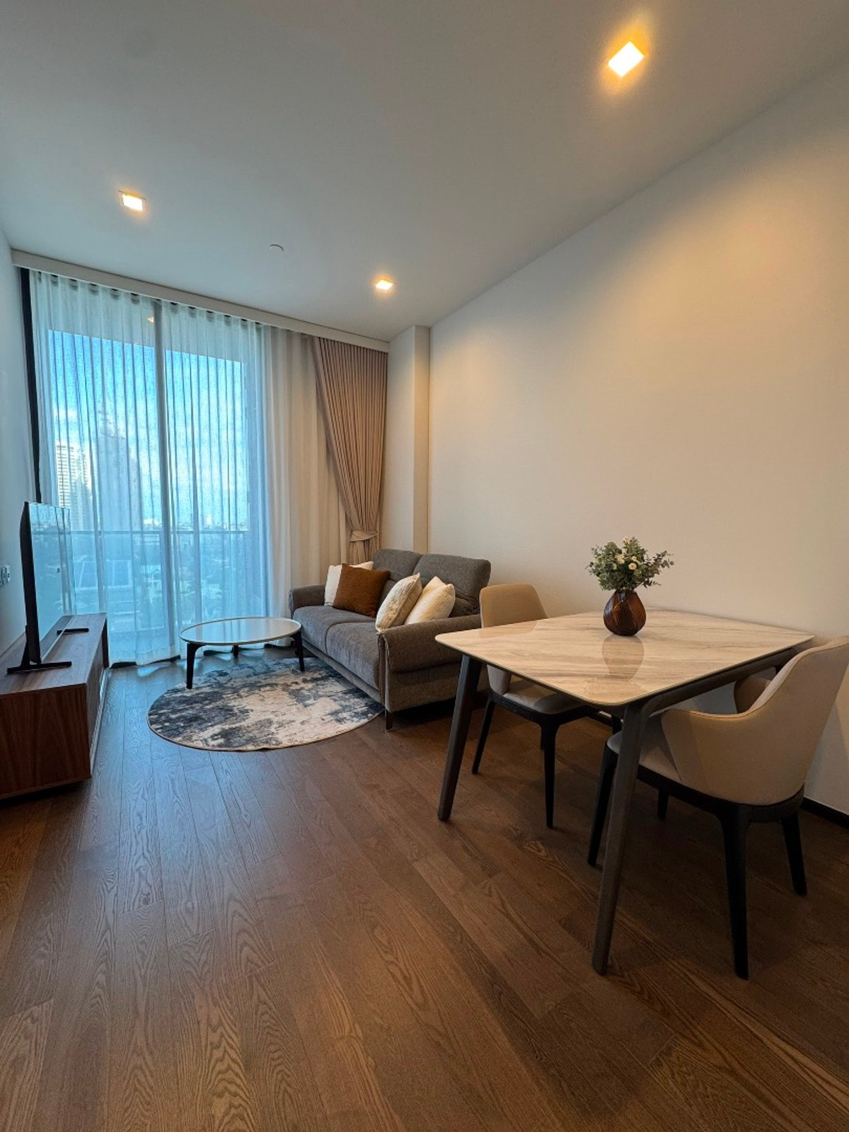 For SaleCondoSukhumvit, Asoke, Thonglor : AESTIQ Thonglor 📞 092-690-5445 1 Bedroom 49.48 sq.m. Only 12.6 MB — Lowest Price in the Project! Prime Thonglor Location | Pet Friendly | Great View | Private Lift