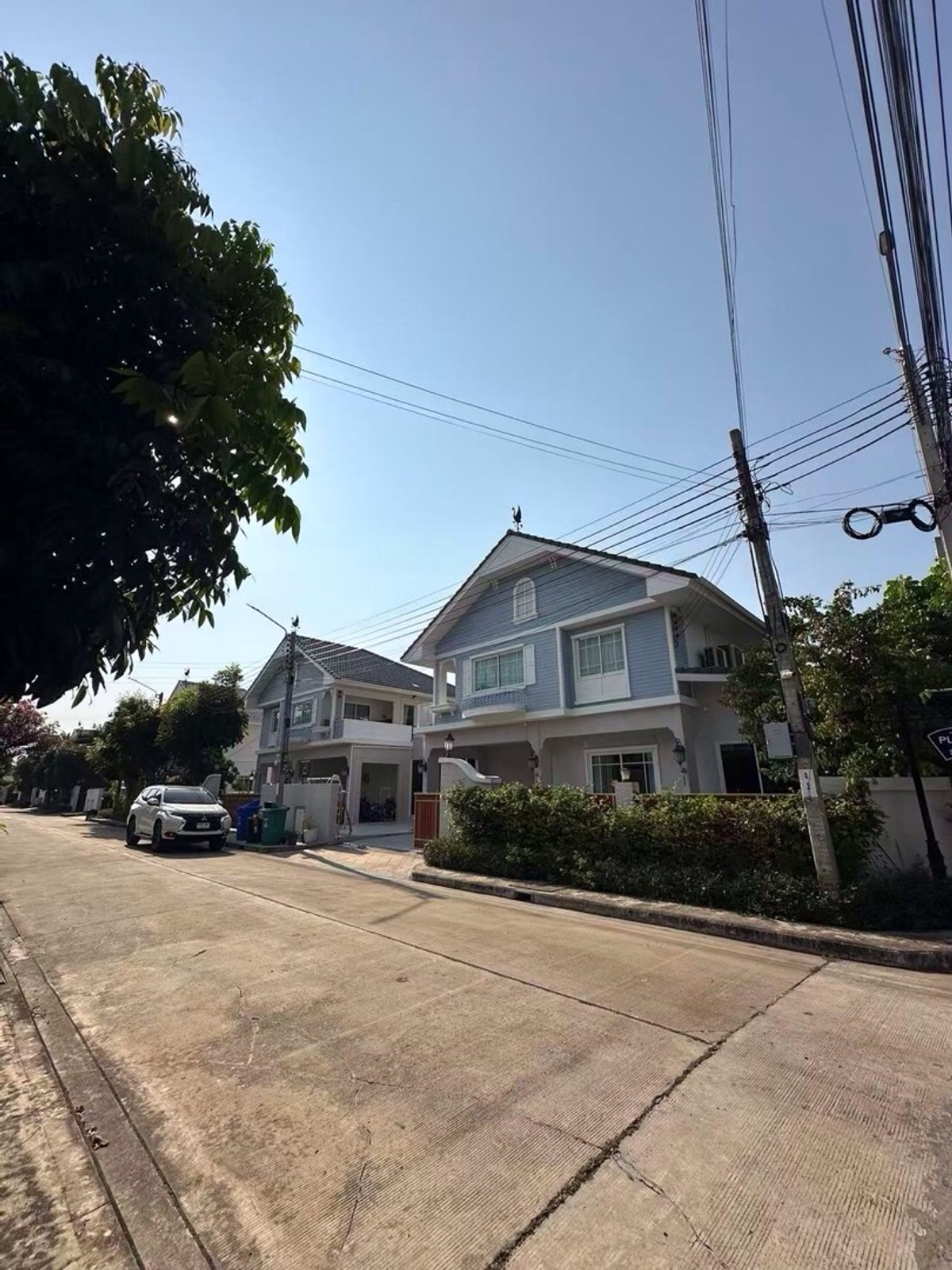 ให้เช่ามีนบุรี-ร่มเกล้า : ให้เช่าบ้านเดี่ยว2ชั้น 2หลัง ทะลุถึงกัน เพอเฟคเพลส รามคำแหง 174