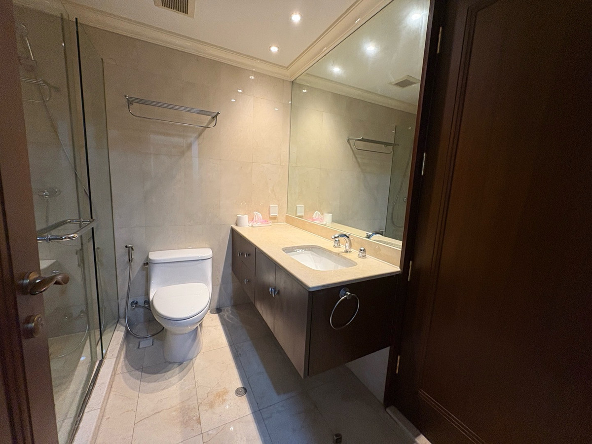 For SaleCondoWitthayu, Chidlom, Langsuan, Ploenchit : SOMKID GARDEN | 3 Bedroom Residence 334 SQM | Rare Unit in Chidlom