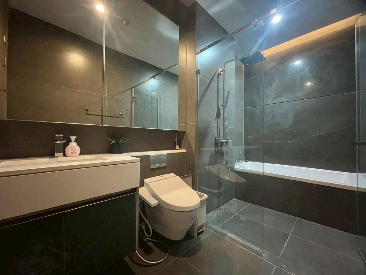 ให้เช่าคอนโดพระราม 9 เพชรบุรีตัดใหม่ RCA : 🌿✨The Esse at Singha Complex✨🌿 1 Bed 1 Bath, Rental 45,000 Baht 