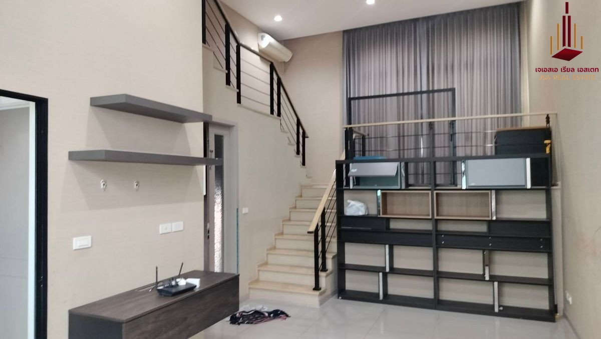 ขายทาวน์โฮมโชคชัย4 ลาดพร้าว71 : ✨ For Sale: Arden Ladprao 71 ✨ 💰 Only 6,990,000 THB