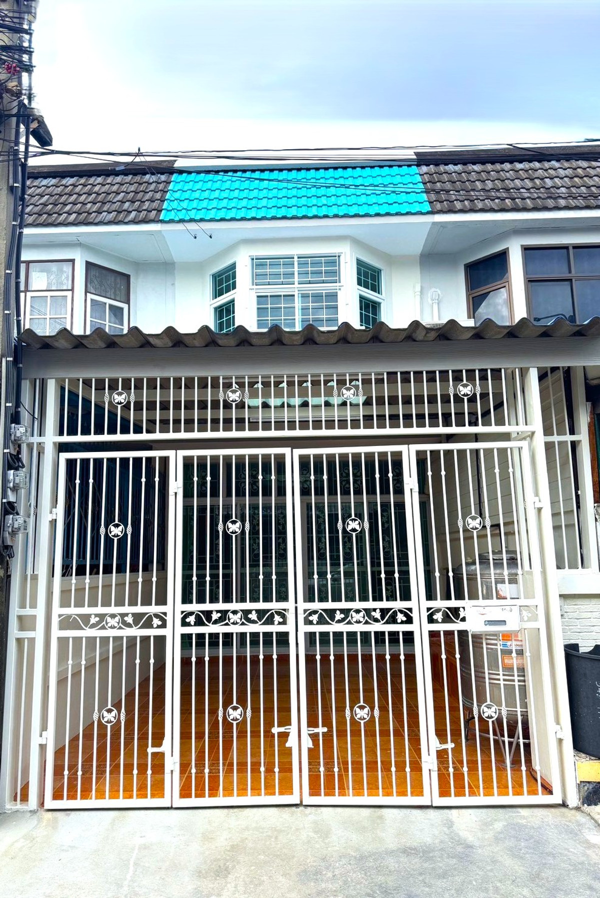 For RentTownhomeRatchadapisek, Huaikwang, Suttisan : HK0624♛Townhouse for rent, 2 bedrooms⚝Ratchada-Huai Khwang♜MRT Huai Khwang∞099-5919653,065-9423251▚Line@sureresidence