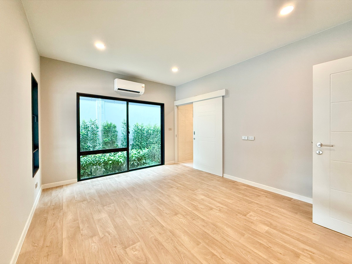 ขายบ้านสมุทรปราการ สำโรง : Else Bearing 32 บ้านเดี่ยว แปลงใหญ่ 170 ตร.วา  พร้อม Pool & Garden 📞 092-690-5445 โครงการ Private มีแค่ 4 หลัง ไม่มีค่าส่วนกลาง 