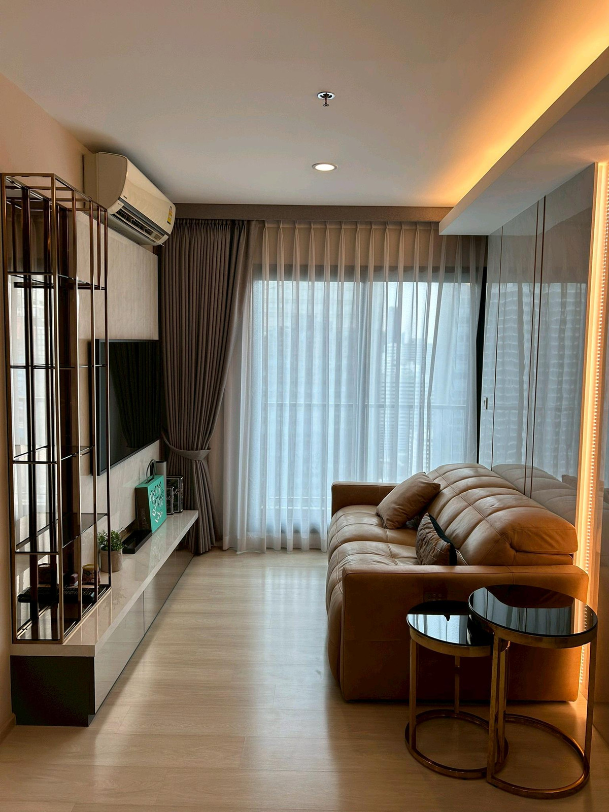 For RentCondoRama9, Petchburi, RCA : 🏙 For Rent | Life Asoke Condominium 🌿