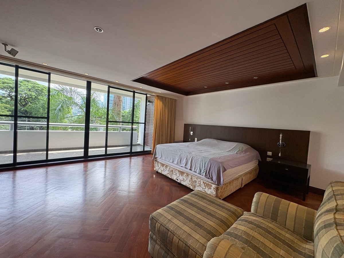 For SaleCondoWitthayu, Chidlom, Langsuan, Ploenchit : SOMKID GARDEN | 3 Bedroom Residence 334 SQM | Rare Unit in Chidlom