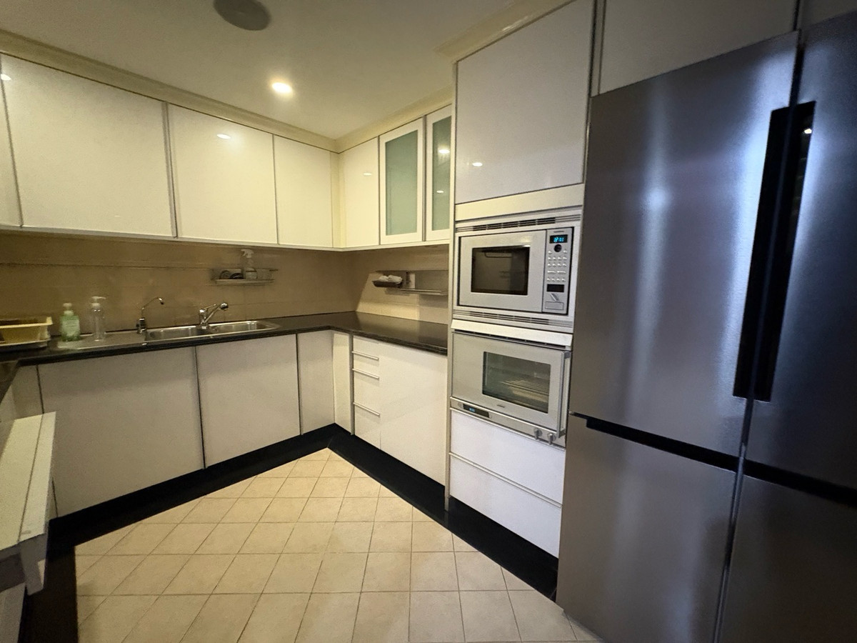 For SaleCondoWitthayu, Chidlom, Langsuan, Ploenchit : SOMKID GARDEN | 3 Bedroom Residence 334 SQM | Rare Unit in Chidlom