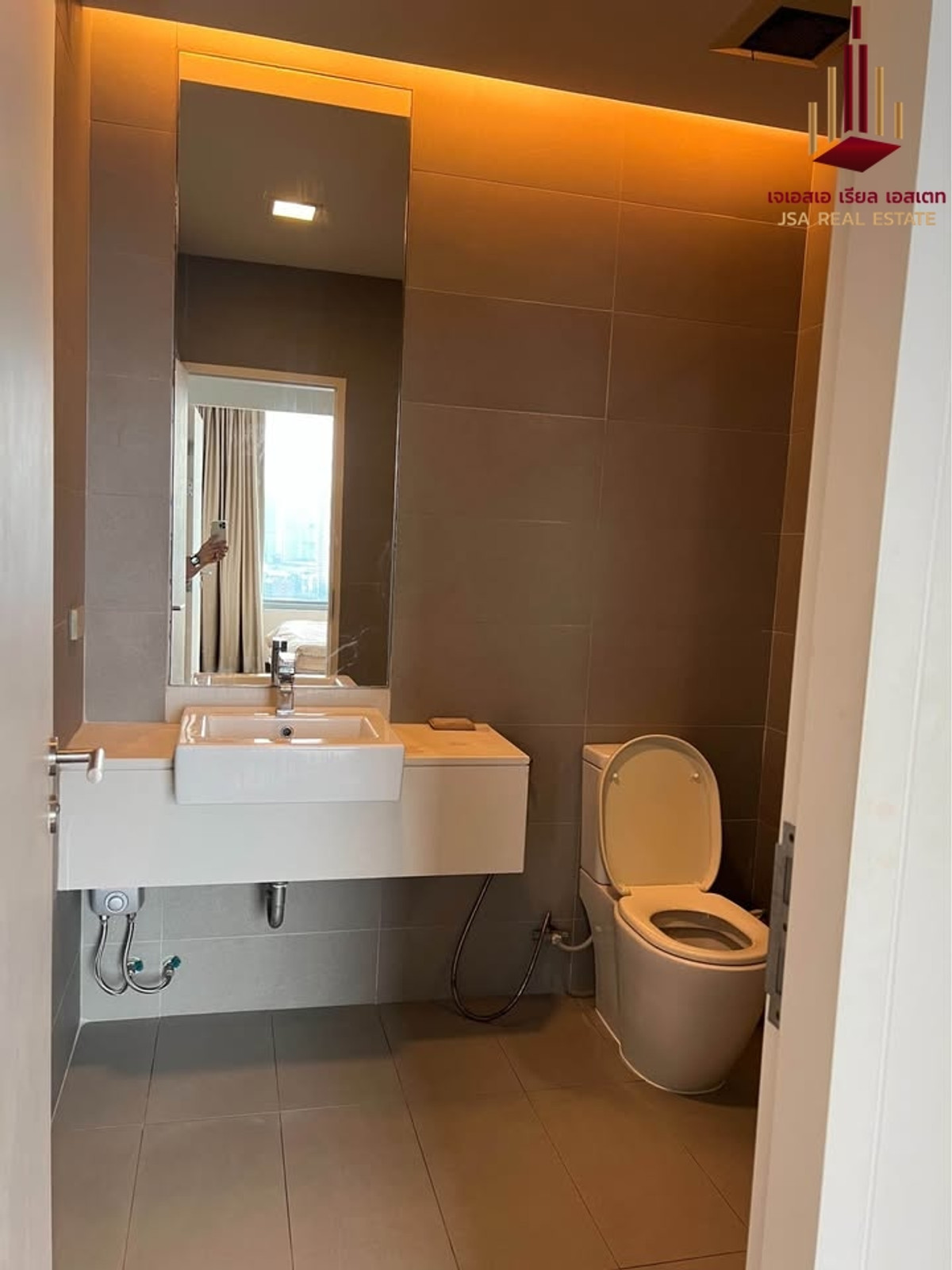 For SaleCondoKasetsart, Ratchayothin : ✨ For Sale: Vantage Ratchavipa Condo ✨ 💰 Only 3,590,000 THB