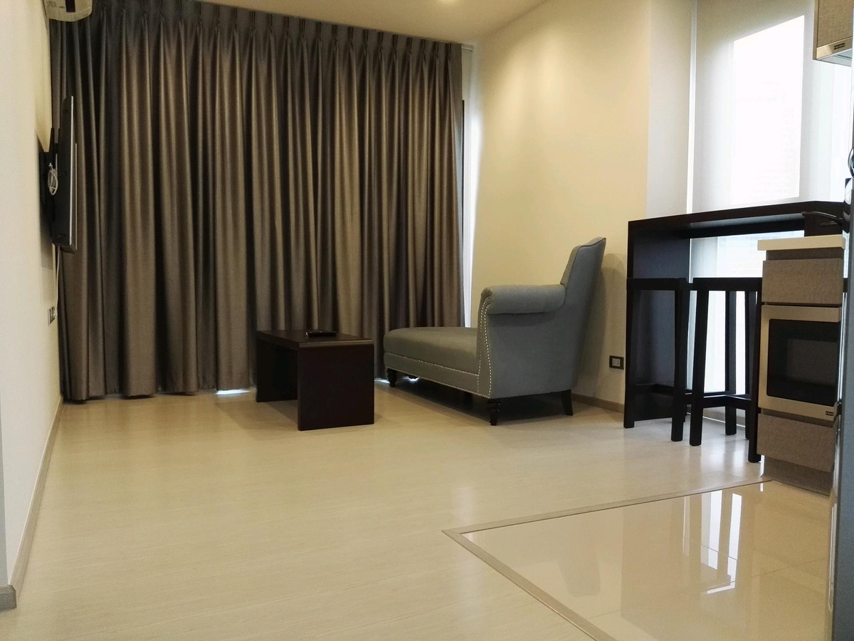 For RentCondoSukhumvit, Asoke, Thonglor : Urgent Rent! Beautiful Room Special Price! Rhythm Sukhumvit 36-38 - 1 Bed, 1 Bath - 50 Sq.M.