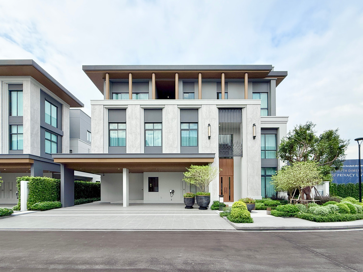 ขายบ้านพัฒนาการ ศรีนครินทร์ : 🚀 Cinquième กรุงเทพกรีฑา - (ขนาดใหญ่สุด) บ้านเดี่ยว3ชั้น 805ตรม. 5นอน6น้ำ5จอด 092-545-6151 (ทิม)