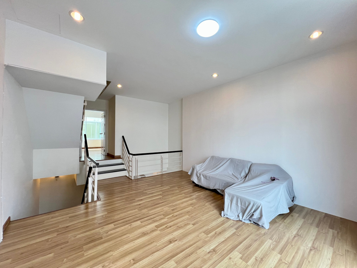 ขายทาวน์โฮมเกษตร นวมินทร์ ลาดปลาเค้า : ขายทาวน์โฮม 3 ชั้น Premium Place 9 เอกมัย–รามอินทรา (ถนนสุคนธสวัสดิ์) | สไตล์โมเดิร์น พื้นที่ใช้สอยใหญ่ เดินทางสะดวก