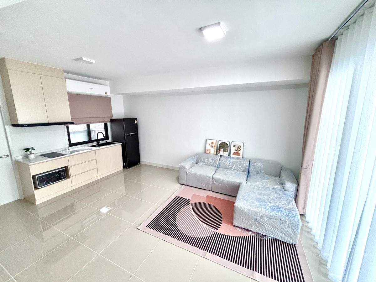 ให้เช่าทาวน์โฮมบางนา แบริ่ง ลาซาล : 🌈ให้เช่า ทาวน์โฮม พลีโน่ สุขุมวิท-บางนา 2 ใกล้เมกาบางนา และ Glass House