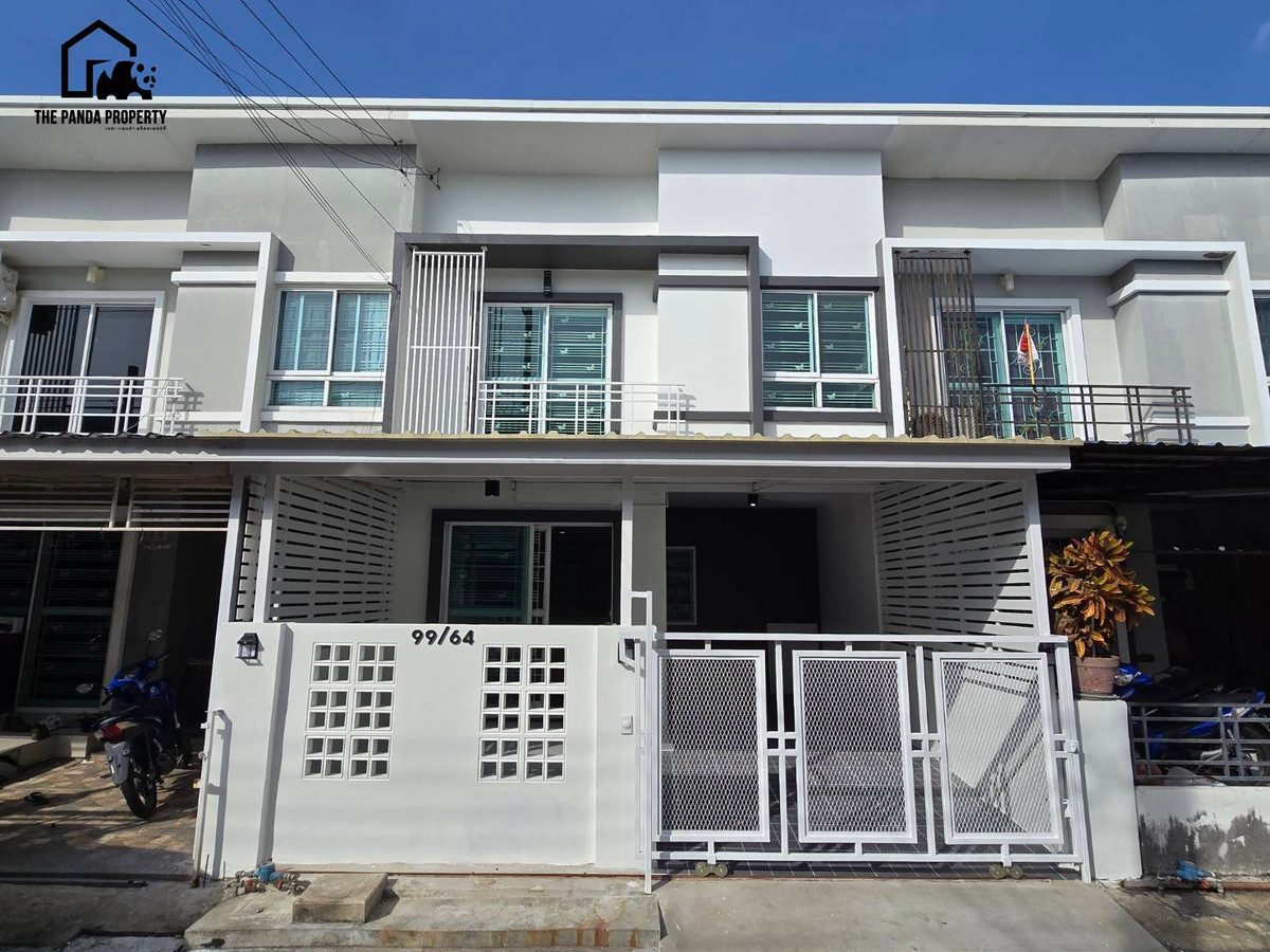 For SaleTownhomeSamut Prakan,Samrong : Nirun Ville Village 55 Srinakarin Soi Sap Bunchai 39 Srinakarin Rd.
