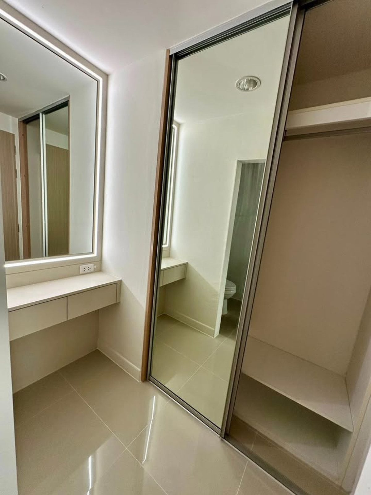 ให้เช่าคอนโดอ่อนนุช อุดมสุข : เช่าคอนโด IDEO Mix Sukhumvit 103/ไอดีโอ มิกซ์ สุขุมวิท 103 (F6811012)