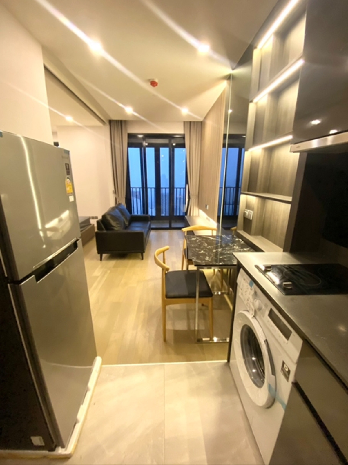 For RentCondoSukhumvit, Asoke, Thonglor : Condo for Rent Ashton Asoke