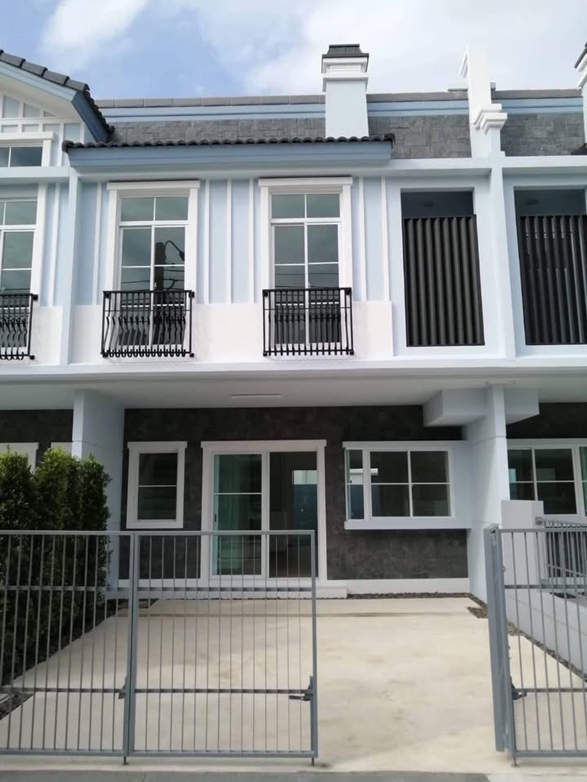 For RentHouseBangna, Bearing, Lasalle : Townhome for rent, Villaggio 2 Srinakarin-Bangna, fully furnished, near Mega Bangna.
