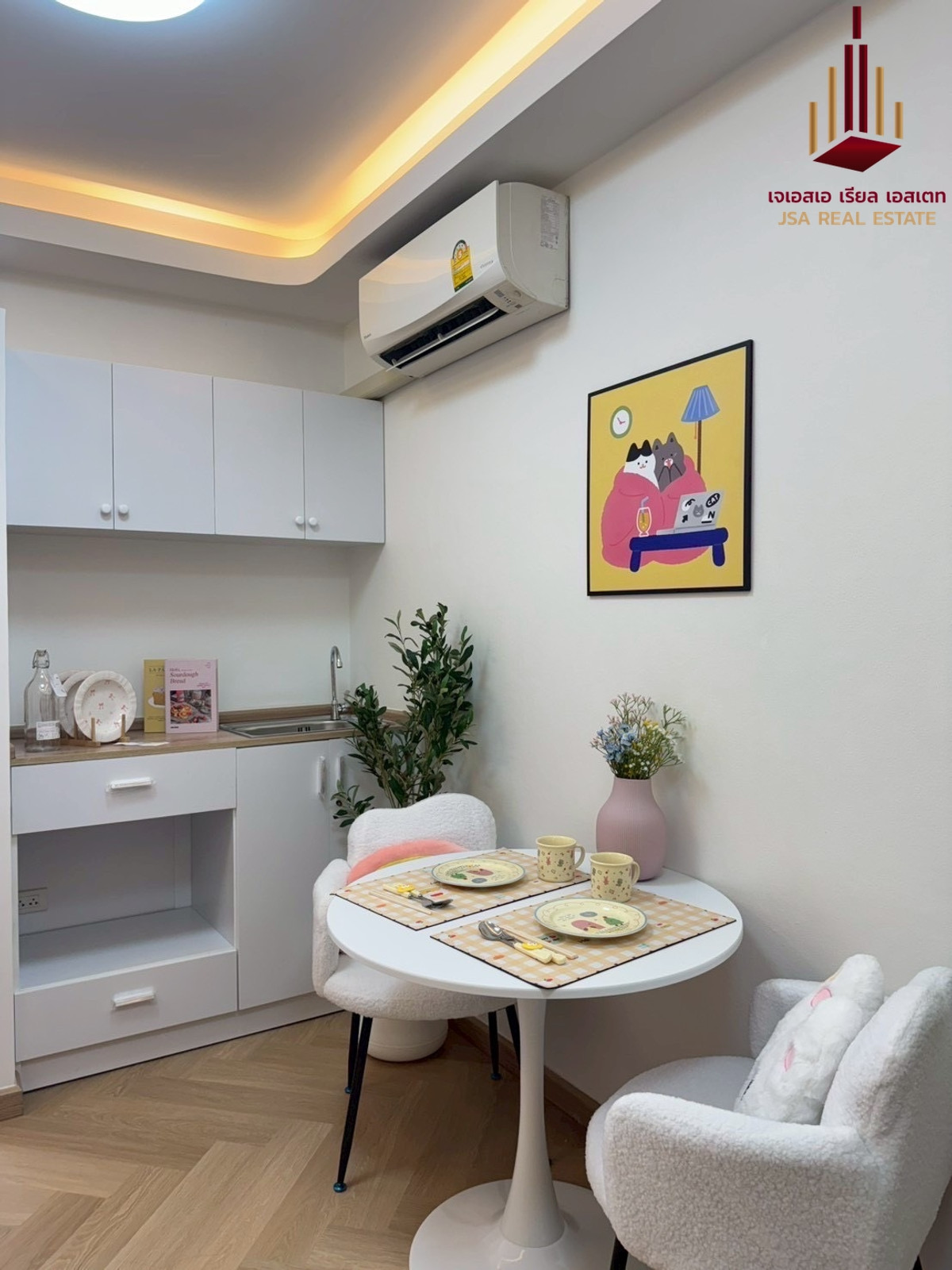 For RentCondoRama9, Petchburi, RCA : ✨ For Rent: Garden Asoke Rama 9 Condo ✨ 💰 Only 15,000 THB/month