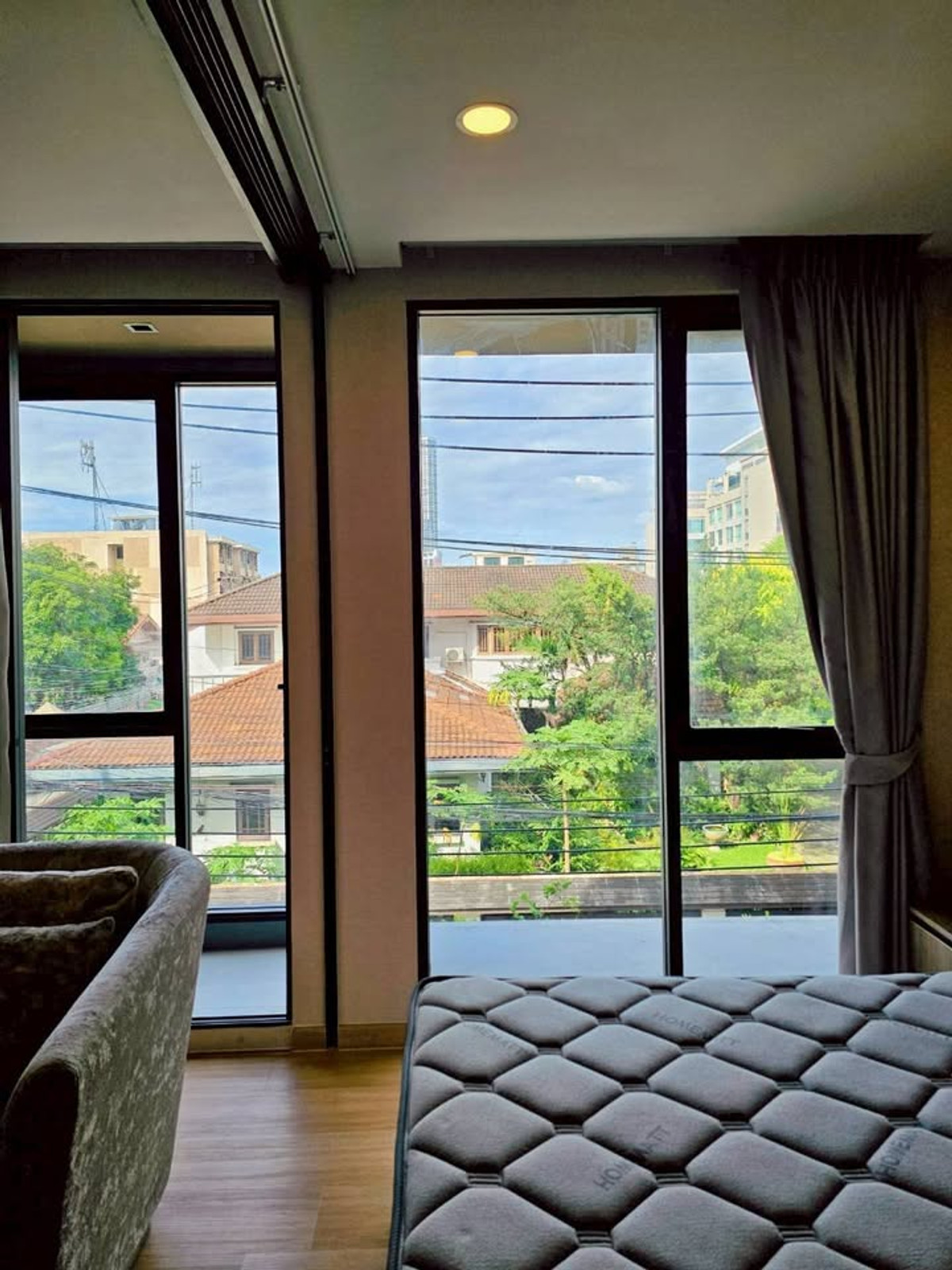 ให้เช่าคอนโดพระราม 9 เพชรบุรีตัดใหม่ RCA : เช่าคอนโด LLOYD Soonvijai - Thonglor/ลอยด์ ศูนย์วิจัย - ทองหล่อ (F6811011)