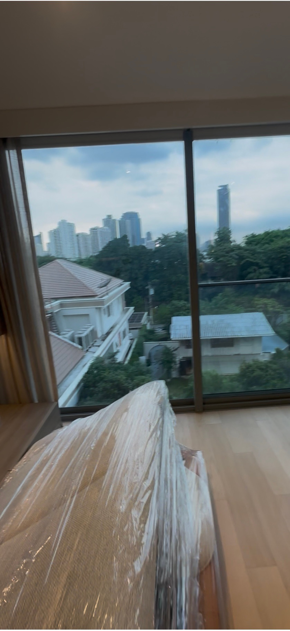 ให้เช่าคอนโดสุขุมวิท อโศก ทองหล่อ : For Rent Scope Promps 1 bed room rental Pet Friendly at THB 36,500 # line id :  @mcre