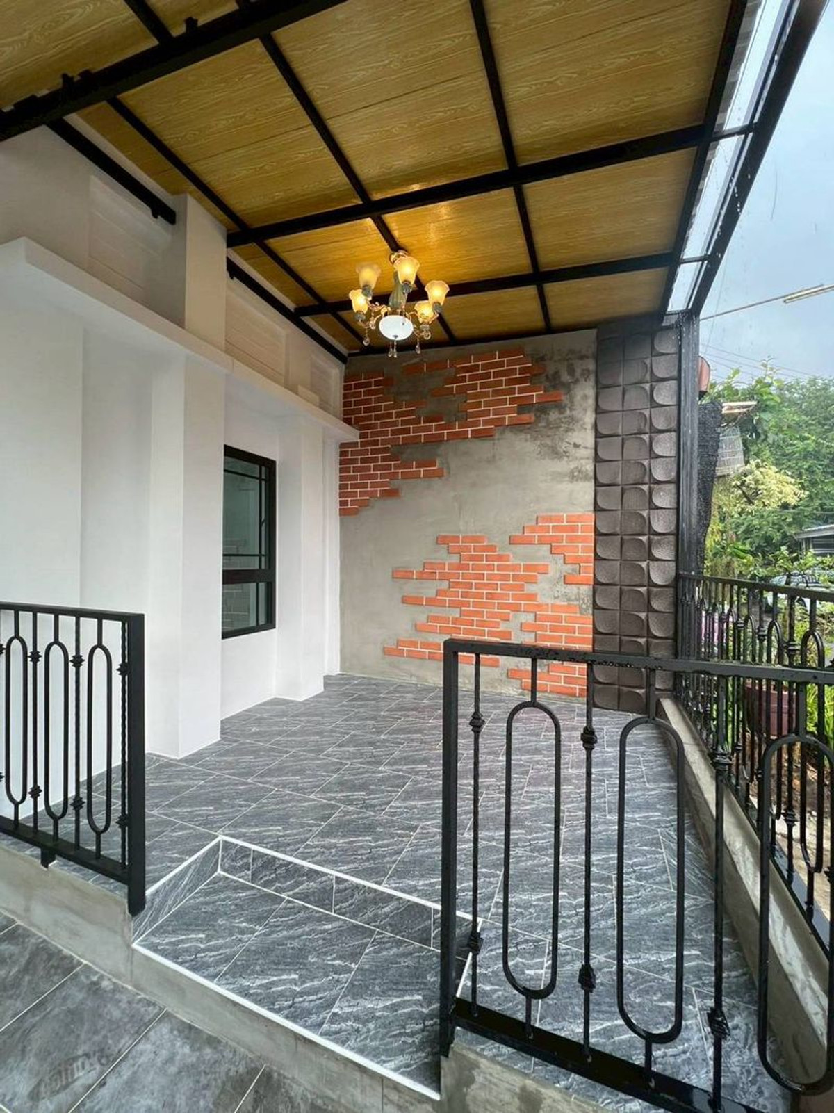 For SaleHousePathum Thani,Rangsit, Thammasat : 2-story townhouse for sale, Wararak Village, Rangsit - Khlong 3, area 26.8 square meters, 2 bedrooms. Along Khlong Sam Road, Khu Khot - Khlong Luang Public Works Road, Khlong Sam Subdistrict, Khlong Luang District, Pathum Thani