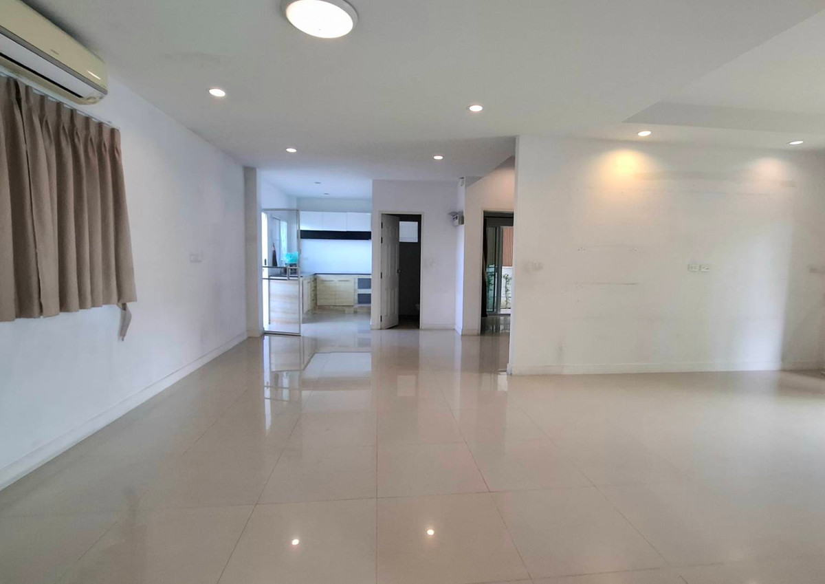 ขายบ้านนนทบุรี บางใหญ่ บางบัวทอง : ✨ บ้านเดี่ยว 5 ห้องนอน พร้อมอยู่ เดอะ ลิฟวิ่ง 3 บาย คุณาลัย  ต้นซอยวัดลาดปลาดุก บางบัวทอง บ้านนนทบุรี