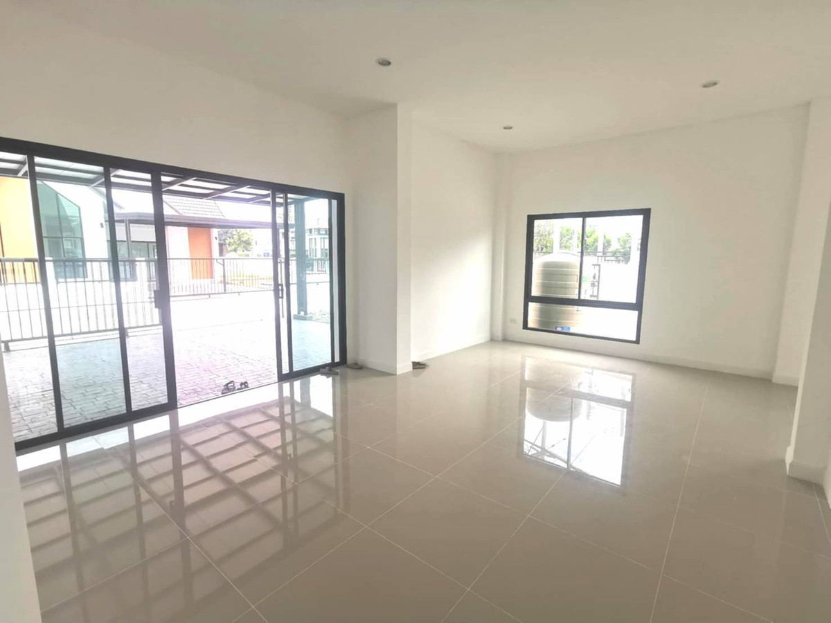 For SaleHousePattaya, Bangsaen, Chonburi : New project house, Ban Huai Kapi, Bang Saen, 3 bedrooms, mountain view, quality materials.