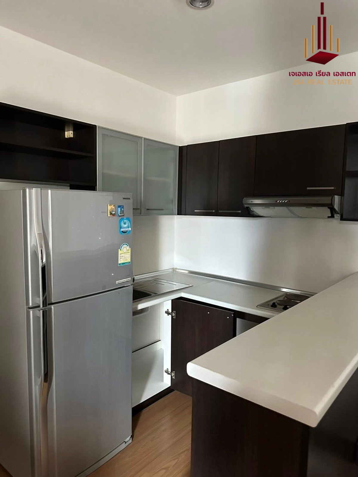 For RentCondoRatchathewi,Phayathai : ✨ For Rent: The Complete Rajprarop Condo ✨ 💰 Only 25,000 THB/month