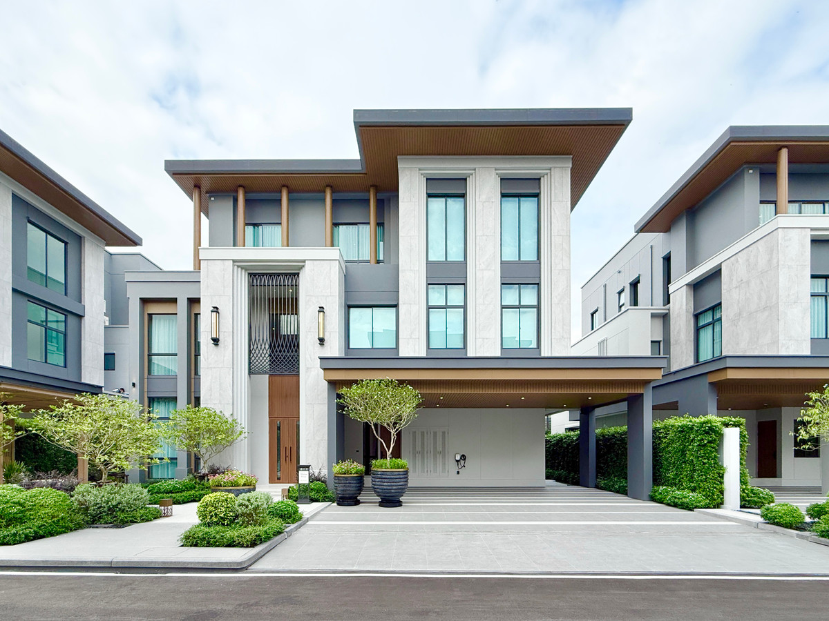 ขายบ้านพัฒนาการ ศรีนครินทร์ : 🚀 Cinquième กรุงเทพกรีฑา - (ขนาดเริ่มต้น) บ้านเดี่ยว3ชั้น 655ตรม. 4นอน5น้ำ4จอด 092-545-6151 (ทิม) 