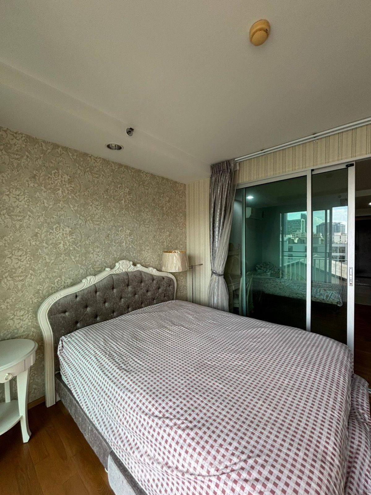 For RentCondoLadprao, Central Ladprao : 1-BR Condo at The Line Phahonyothin Park near MRT Phahon Yothin
