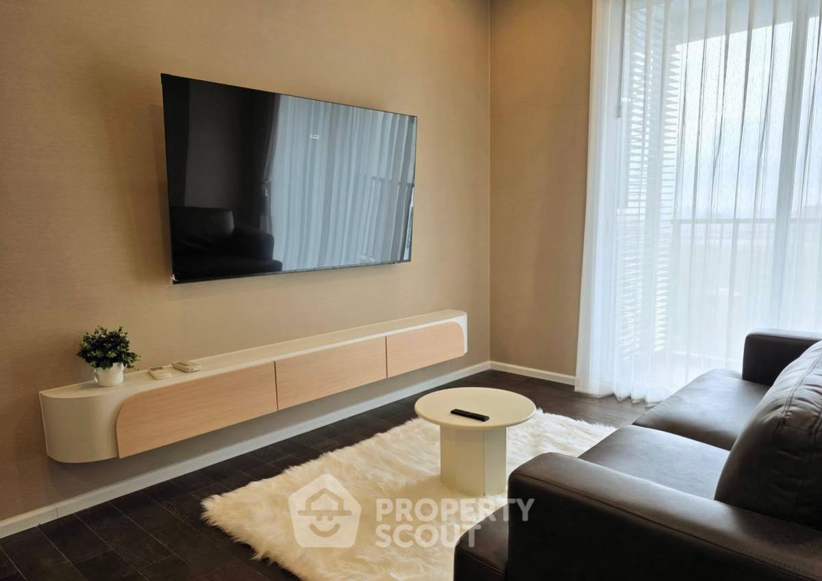 For RentCondoLadprao, Central Ladprao : 2-BR Condo at The Saint Residences near MRT Phahon Yothin