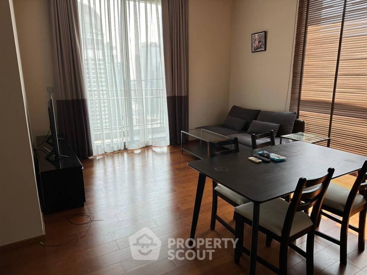 ให้เช่าคอนโดสุขุมวิท อโศก ทองหล่อ : คอนโด 2-ห้องนอน ที่ ควอทโทร บาย แสนสิริ ใกล้ BTS ทองหล่อ