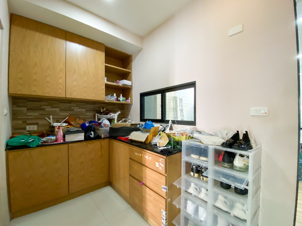 ขายทาวน์โฮมพระราม 2 บางขุนเทียน : Rare Item หลังมุม | ราคาดีที่สุดในโครงการ 💥 ทาวน์ อเวนิว โคโคส พระราม 2 ซอย 50 / 3 ห้องนอน (ขาย), Town Avenue Cocos Rama 2 Soi 50 / 3 Bedrooms (FOR SALE) BALL036 