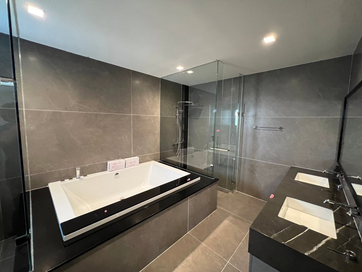 ให้เช่าบ้านเกษตร นวมินทร์ ลาดปลาเค้า : แกรนด์ บางกอก บูเลอวาร์ด รามอินทรา - เกษตรนวมินทร์ / 5 ห้องนอน พลัส (เช่า), Grand Bangkok Boulevard Ramintra - Kasetnawamin / 5 Bedrooms Plus (FOR RENT) PINP047