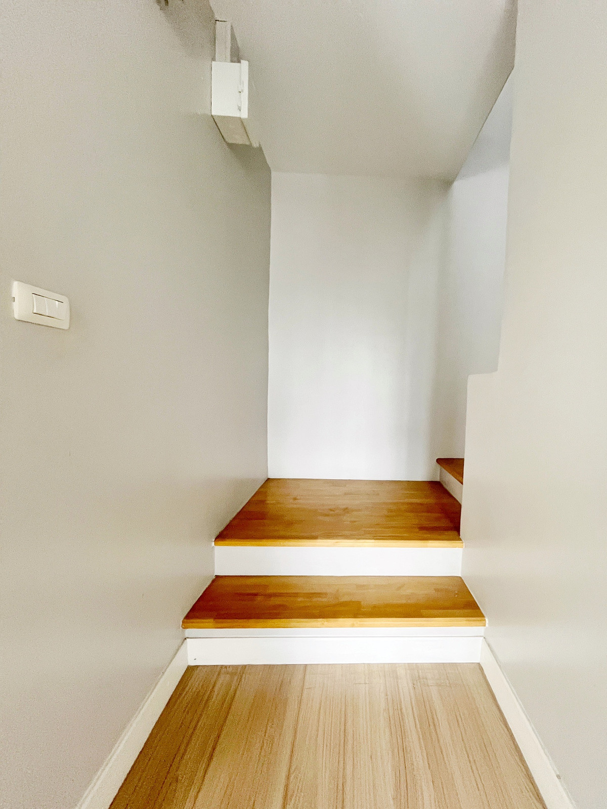 ขายทาวน์โฮมพระราม 5 ราชพฤกษ์ บางกรวย : พร้อมขาย ทาวน์โฮม TEMPO TOWN รัตนาธิเบศร์-ไทรม้า