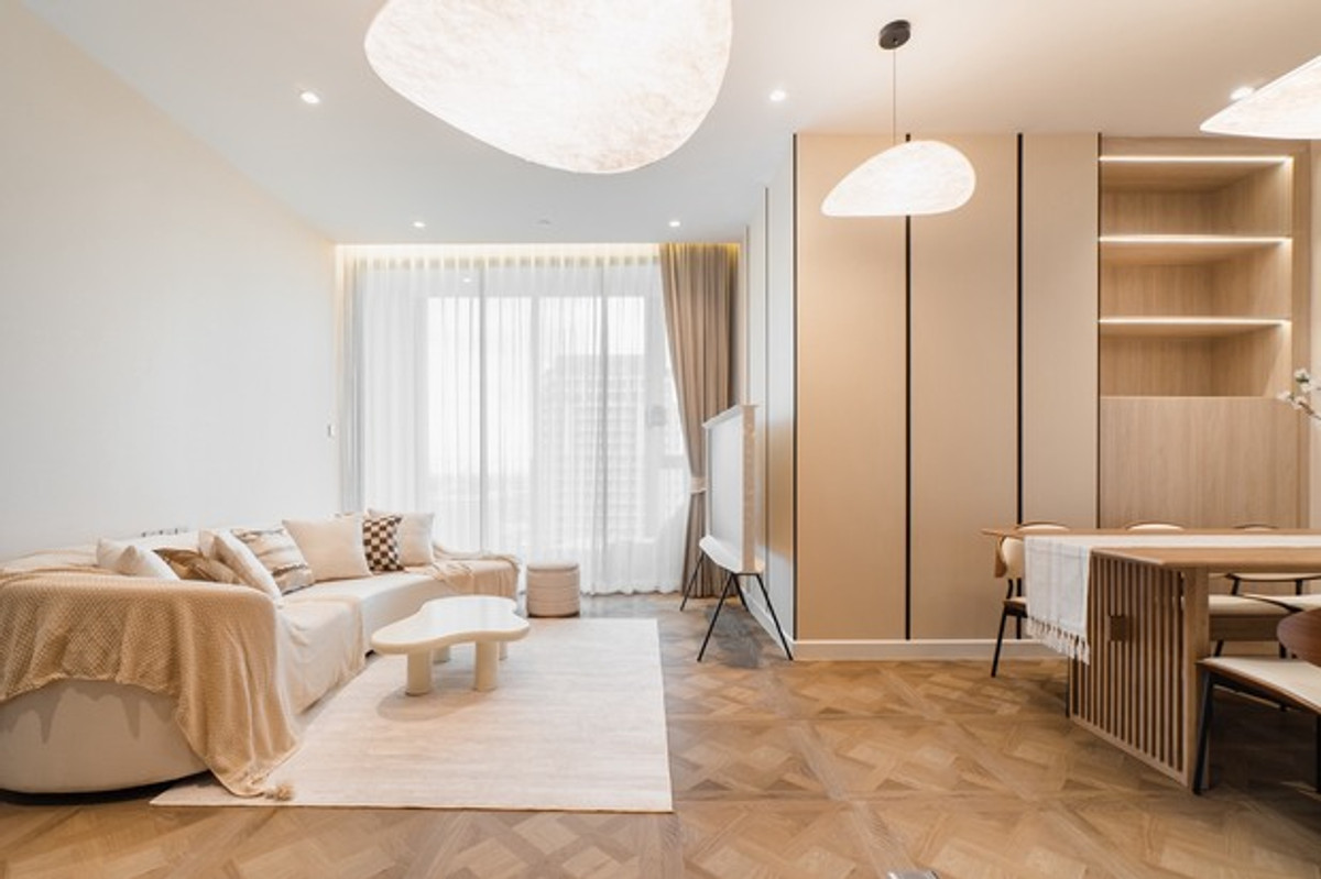 For RentCondoSathorn, Narathiwat : Sophisticated Corner Unit at Supalai Icon Sathorn Spacious 3 Bedroom Luxury Condo near BTS MRT