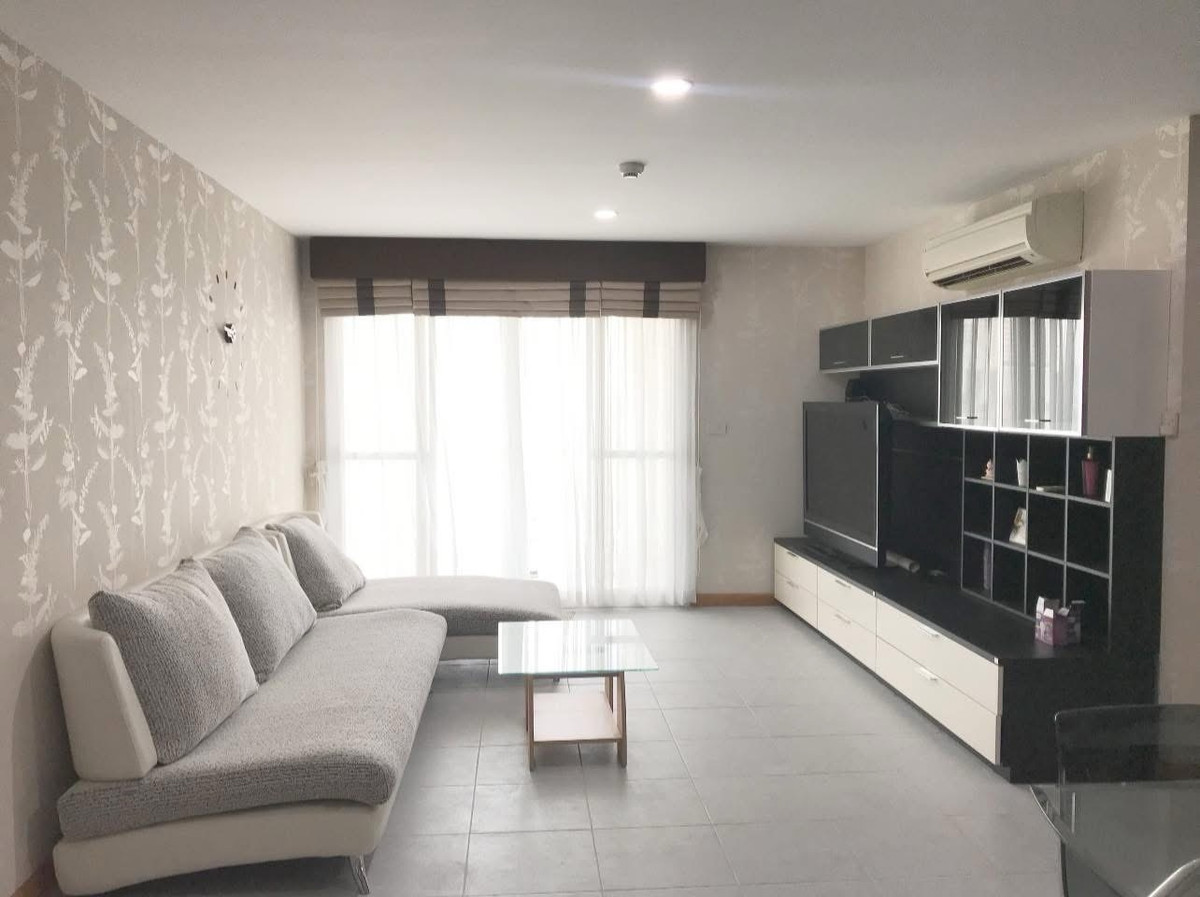 ให้เช่าคอนโดพัฒนาการ ศรีนครินทร์ : 📍 Le Celeste ศรีนครินทร์ ซอย 5
🗓️ว่างพร้อมอยู่ 
