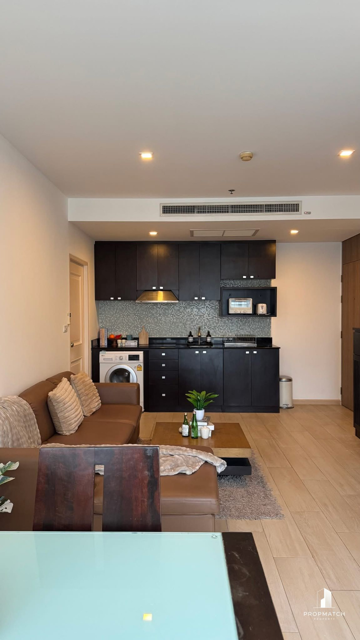 ให้เช่าคอนโดอารีย์ อนุสาวรีย์ : ✨Flash Deal ✨Noble Reflex( 1Bed 1Bath 50SQM.) แต่งครบพร้อมอยู่ !! เพียง 28,000บาทต่อเดือน Tel.0981315848 @propmatch