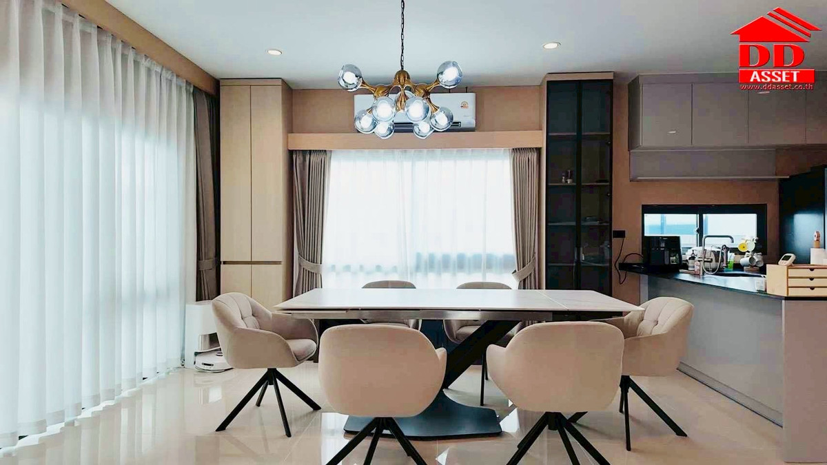 For SaleHousePathum Thani,Rangsit, Thammasat : For Sale Setthasiri Krungthep-Pathumthani Setthasiri Krungthep-Pathumthani Near Flora Villa Golf Course Code: H8143