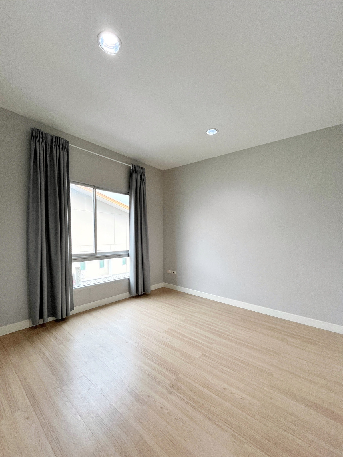 ขายทาวน์โฮมพระราม 5 ราชพฤกษ์ บางกรวย : พร้อมขาย ทาวน์โฮม TEMPO TOWN รัตนาธิเบศร์-ไทรม้า