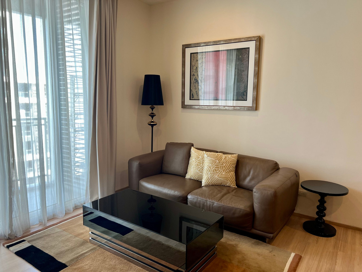 For RentCondoSukhumvit, Asoke, Thonglor : 🔑 1 bedroom, 1 bathroom | 54 sq m. 💰 Rental price: 45,000 baht/month. Call 0994629391 Bird.